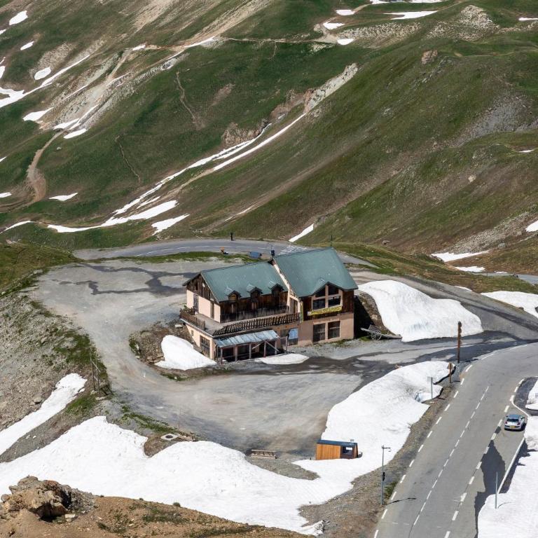La Cabane de Serre-Chevalier, dans un esprit chalet, commune de Le Monêtier-les-Bains - Appartement - 38
