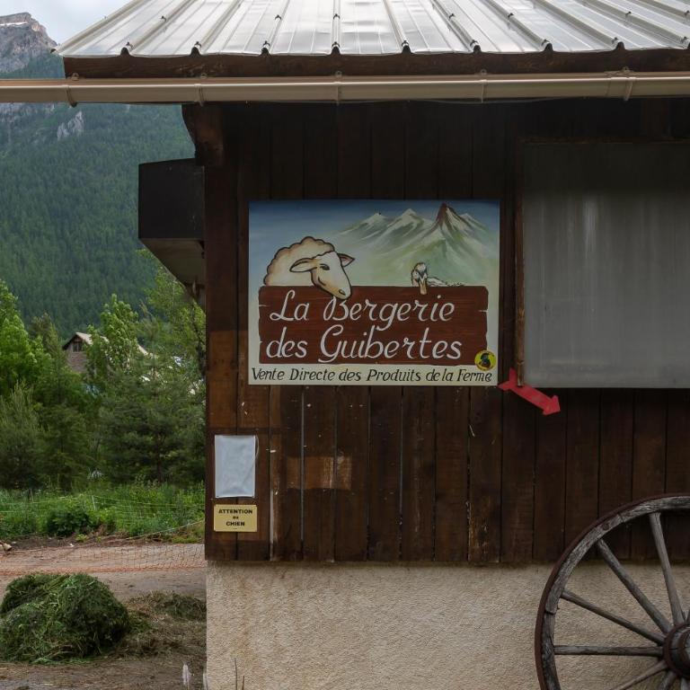 La Cabane de Serre-Chevalier, dans un esprit chalet, commune de Le Monêtier-les-Bains - Appartement - 31