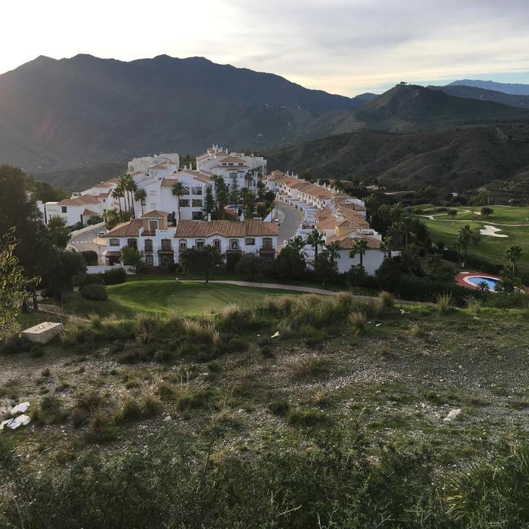 Casa Mariposa - Apartment with Mountain View - 15