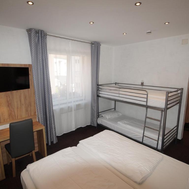 Hotel Fischertor - Vierbettzimmer - 2