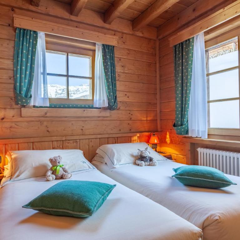 Park Chalet Village - Family Chalet (2 Adults + 2 Children) - 9
