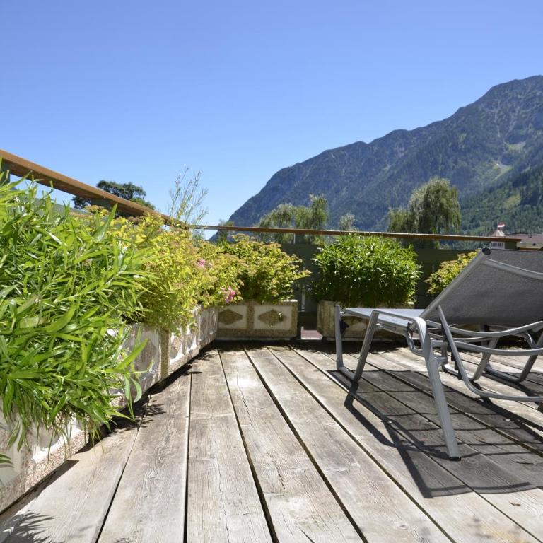 Hotel Christina - Ihr kleinstes 4* Hotel am Achensee - Doppelzimmer mit Seeblick - 5