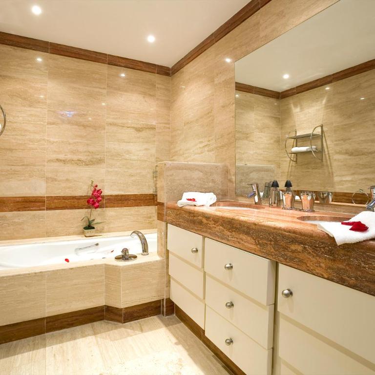 Apt 102 Guadalmansa Playa, Heaven Beach Apartments - Apartamento de 3 dormitorios - 19