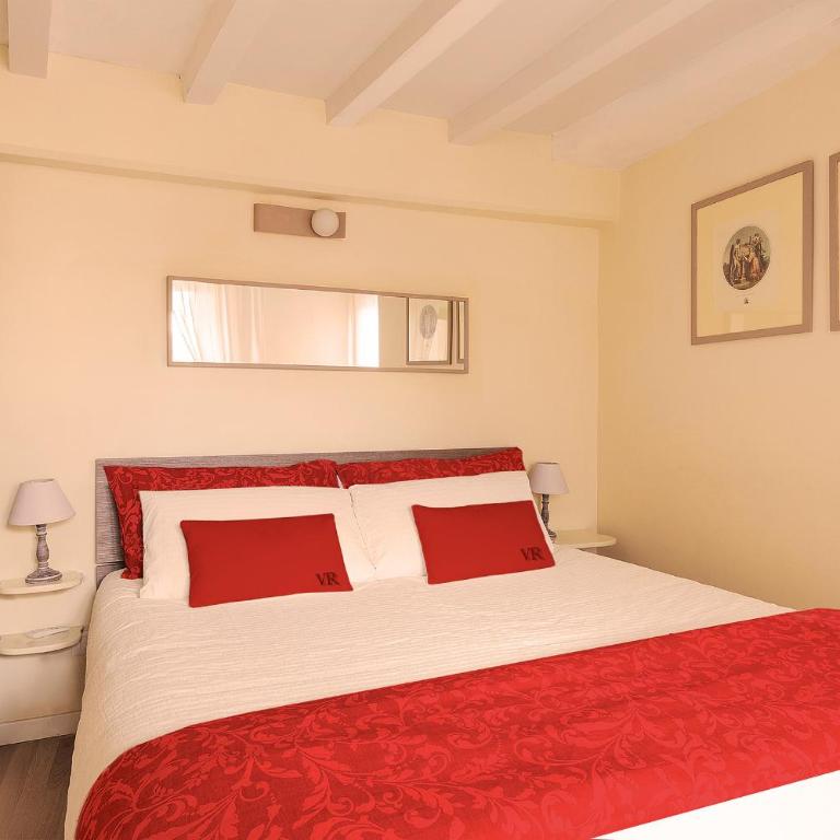 Principessa Trevi - Appartamento Vacanze Romane con 2 Camere da Letto e Terrazza - 5