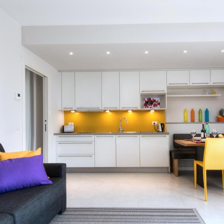 Bardolino Ferienwohnungen A - Apartment with Balcony - 10