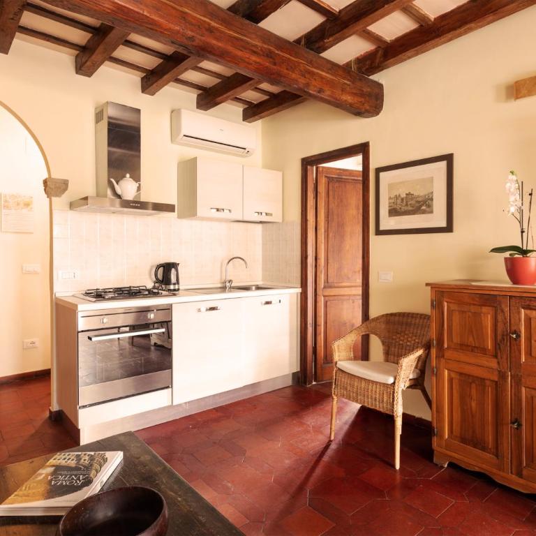 Principessa Trevi - Appartamento Dolce Vita con 2 Camere da Letto e Terrazza - 15