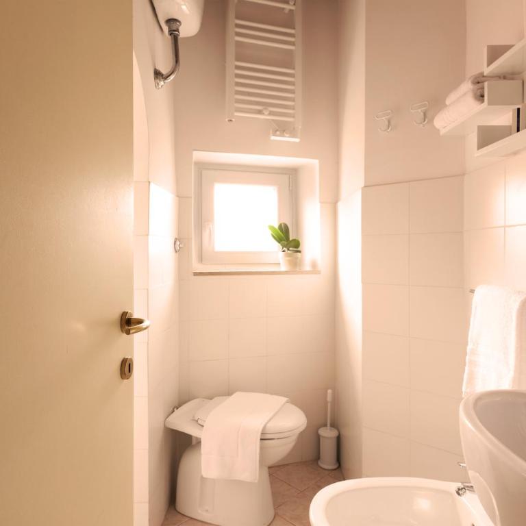 Principessa Trevi - Appartamento Dolce Vita con 2 Camere da Letto e Terrazza - 7