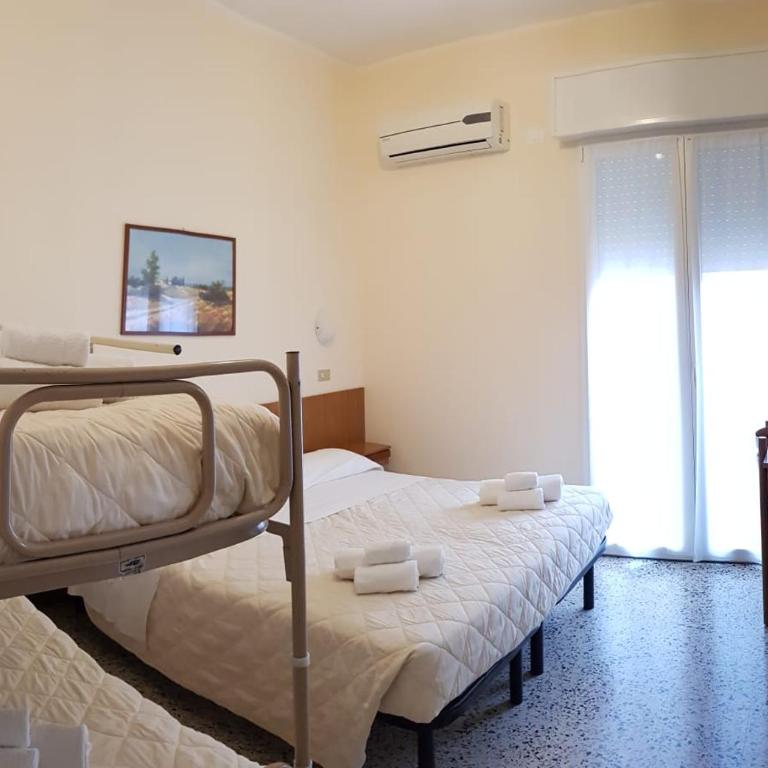 Hotel Amalfi - Camera Quadrupla Standard - 2