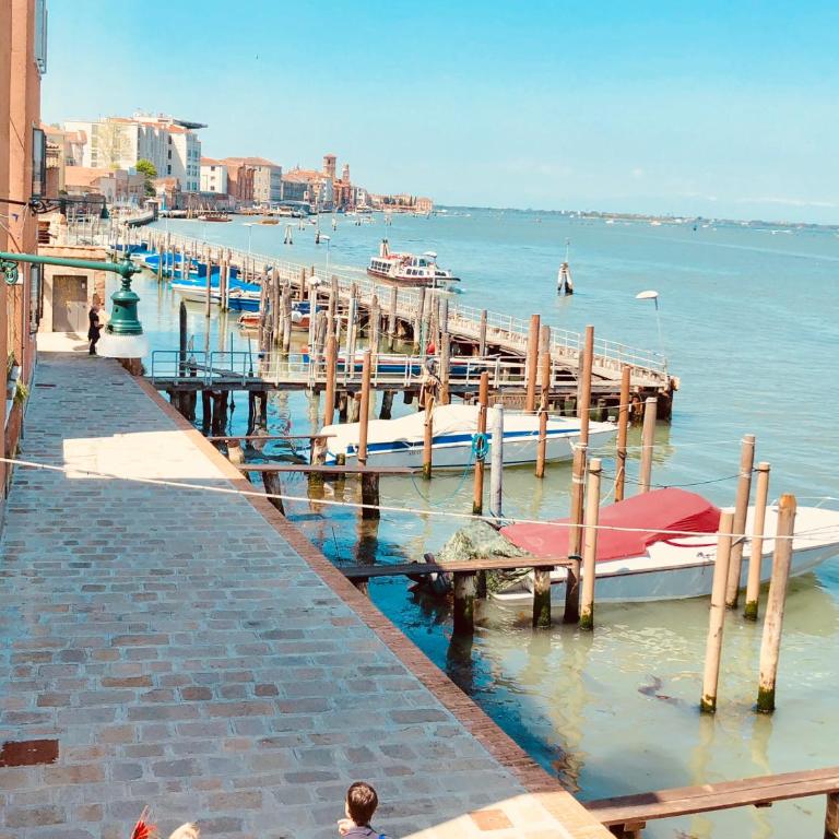 Ca' Monica Panoramic-Canal View, Biennale - Two-Bedroom Apartment with Sea View - 21