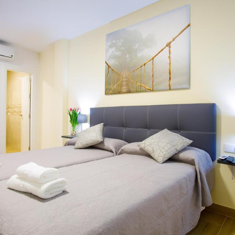 Armijorooms - Habitación Doble Estándar con vistas a la montaña - 2 camas - 8