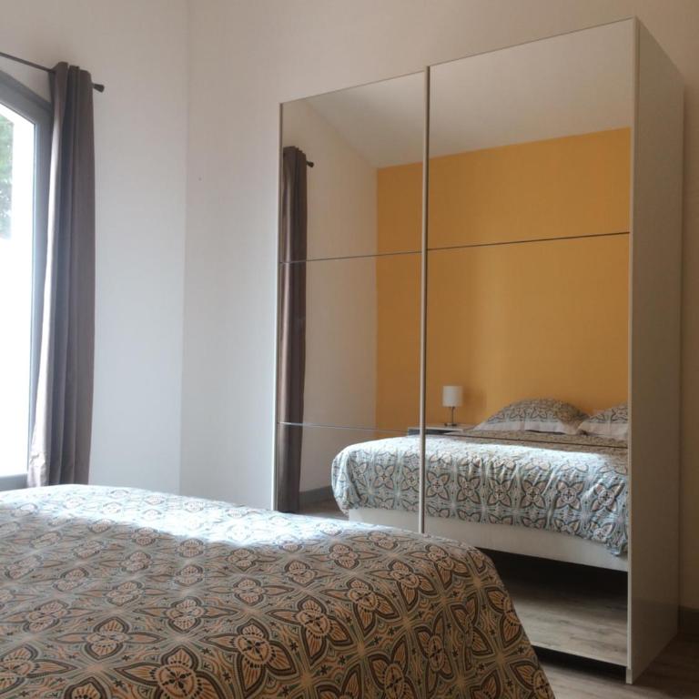 Maison d'hôtes naturiste Villa PaulAna - Chambre Lit King-Size - 2