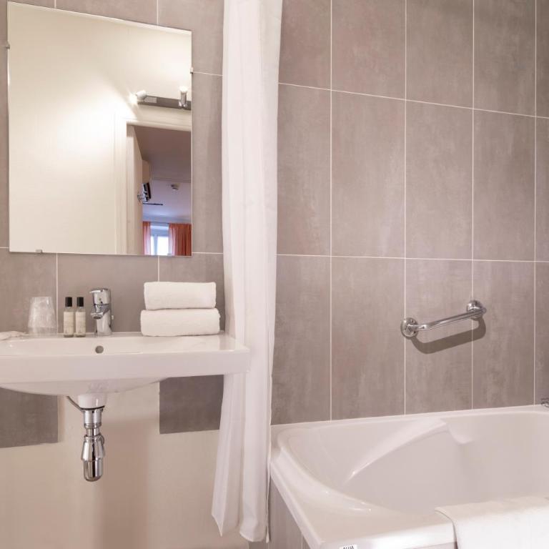 Hôtel Saint Roch - Chambre Double Supérieure - 3
