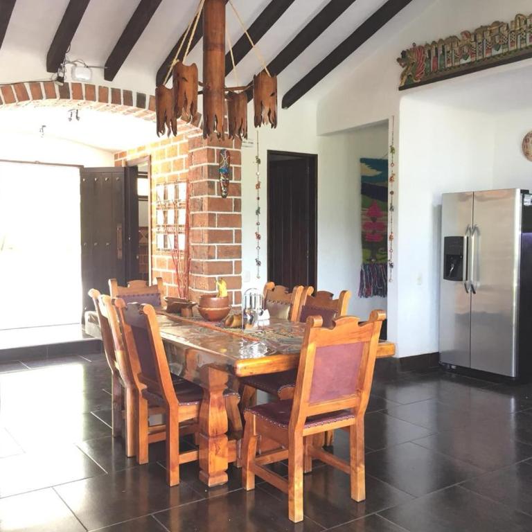 CASA CAMPESTRE MONTECARLO Guatapé- desayuno a pareja - Casa Unifamiliar de 3 dormitorios - 42