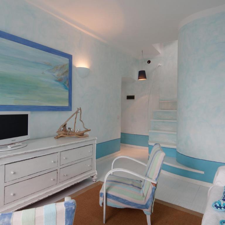 Apt. with an exciting view - Appartamento con Vista Mare - 3