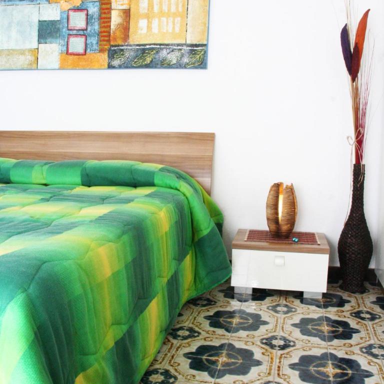 Solemare Accommodation Alghero - Camera Matrimoniale Economy con Bagno in Comune - 7