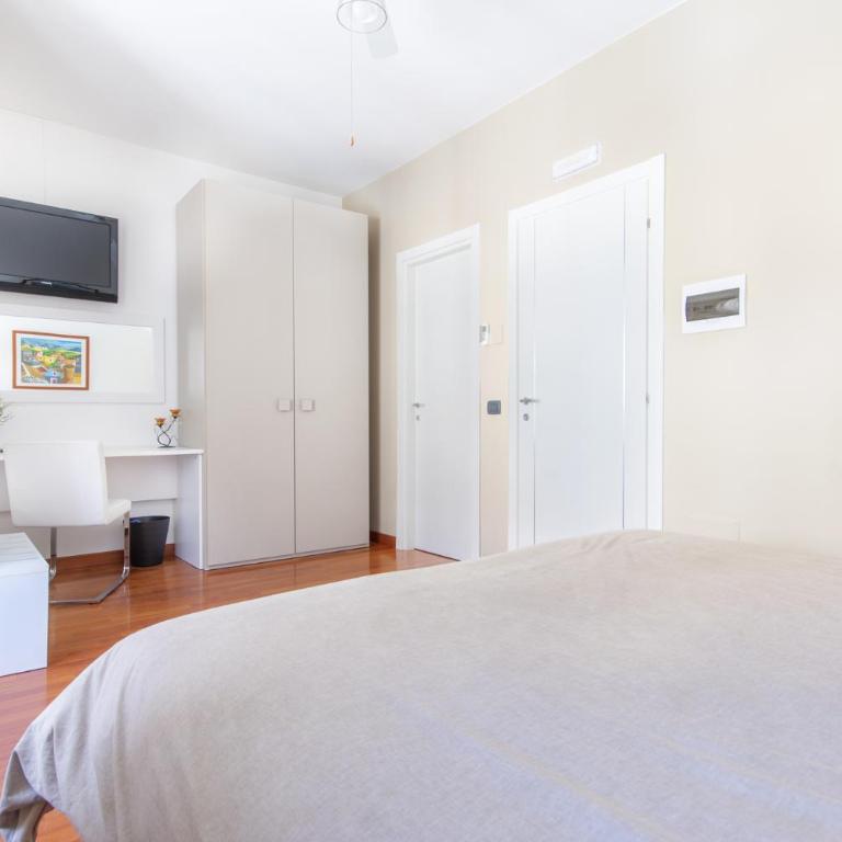 B&B Porta delle Madonie - Doppel-/Zweibettzimmer mit Bad - 13