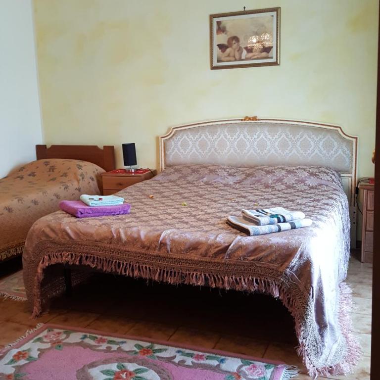 B&B United States of Europe - Triple Room with Private Bathroom - 2
