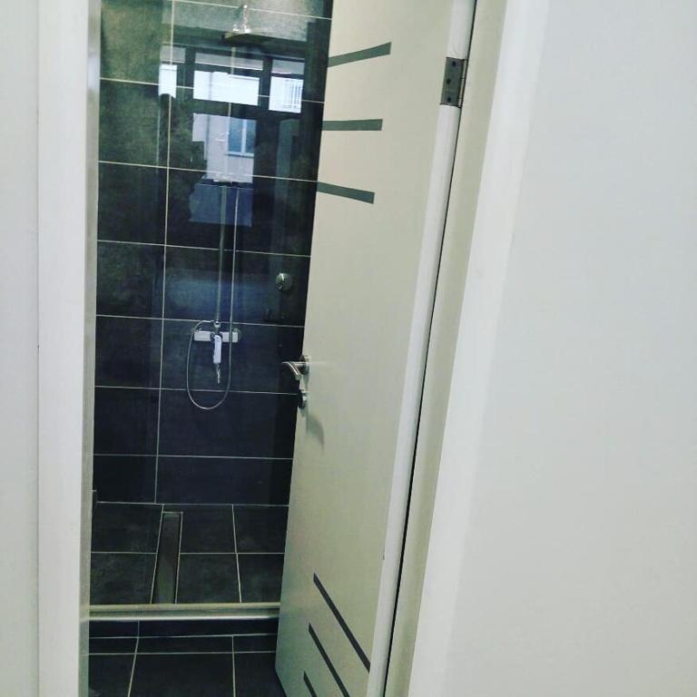 Studio - Stan na dan Nina - Pale Centar - One-Bedroom Apartment - 16