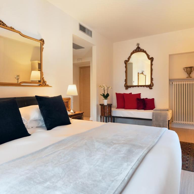 Corte Realdi Piazza Castello Torino - Deluxe Double Room with Castle View - 6