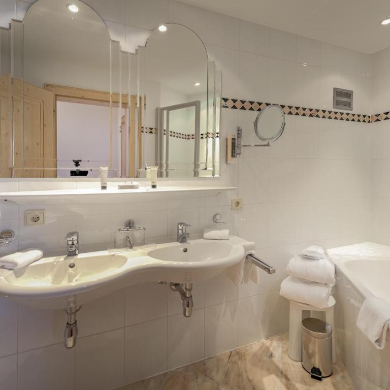 Hotel Brigitte - Standard Suite - 7