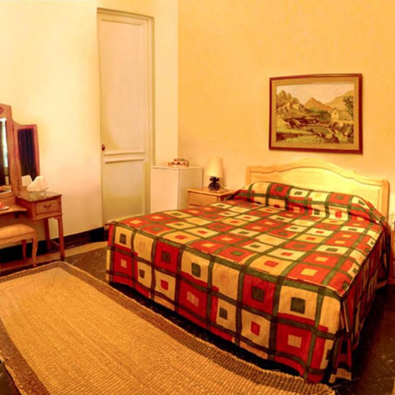 Hotel Majoro - Habitación con cama extragrande. - 5