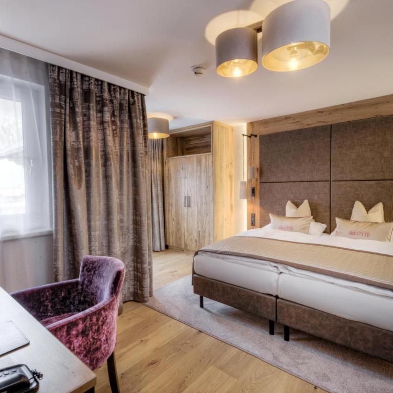 Hotel Brigitte - Standard Suite - 9