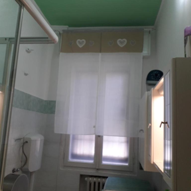 La casa di Laura - Two-Bedroom Family Apartment - 21