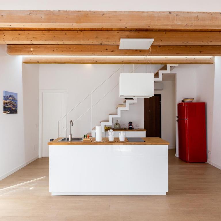 Il Sonno dei Giusti Apartment by DomuSicily - Apartment - Split Level - 5