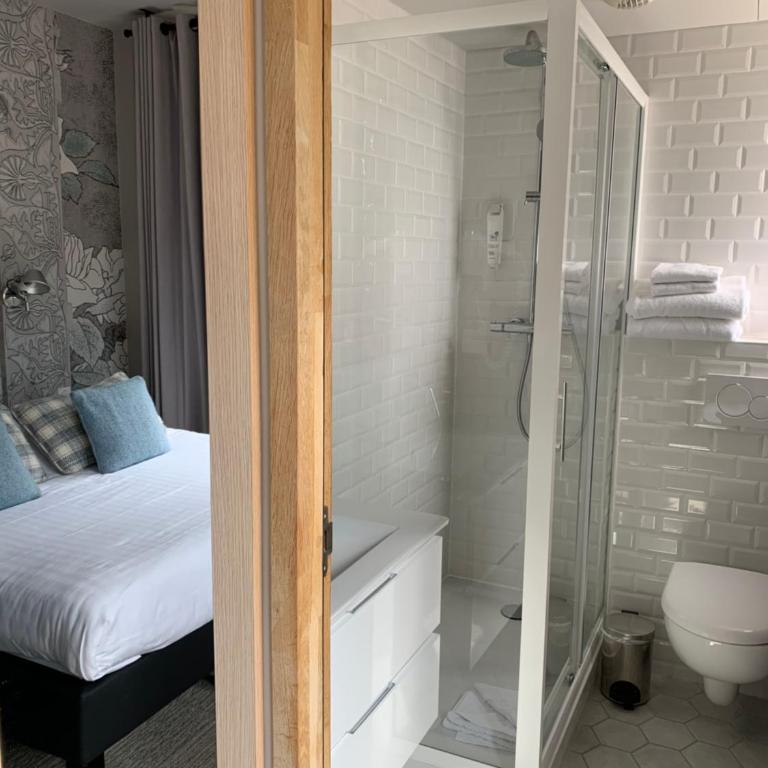 Hôtel Beauregard, The Originals Relais - Superior Doppelzimmer mit Blick auf den Wald und den Parkplatz - 2