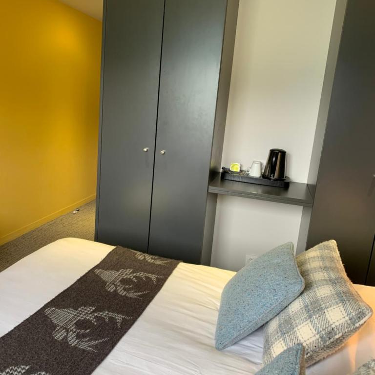 Hôtel Beauregard, The Originals Relais - Superior Double Room - Lake and Garden Side - 18