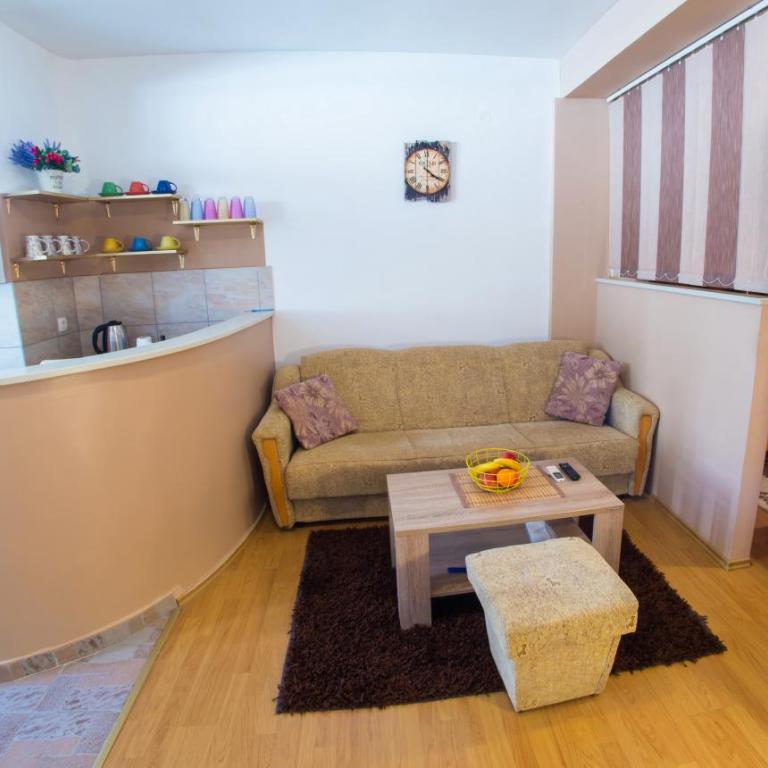 Apartment Elegant - One-Bedroom Apartment - 8