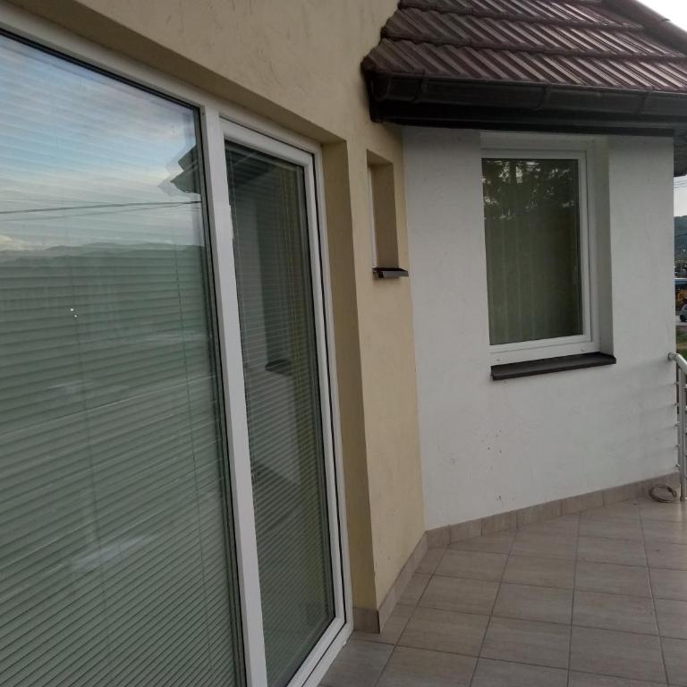 Apartments&Rooms Mido - Deluks Dvokrevetna Soba sa Bračnim Krevetom i Balkonom - 13