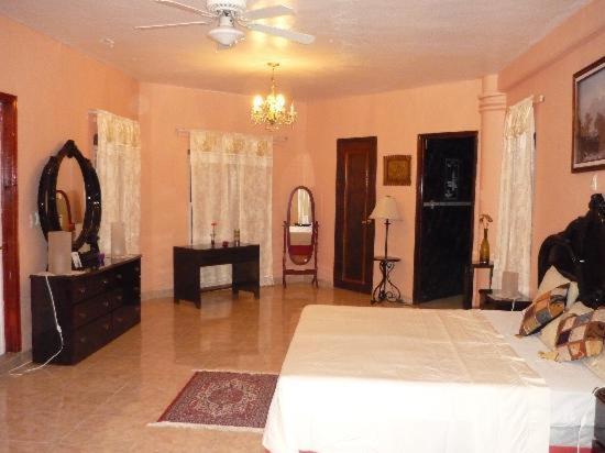 Mansion Giahn Bed & Breakfast - Habitación Familiar con balcón - 4