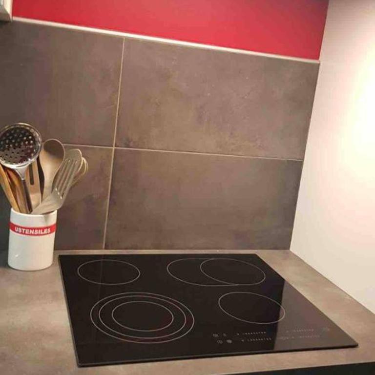 Appartement Prémium 2 grandes chambres, proches centre-ville et parking gratuit - Appartamento - 7