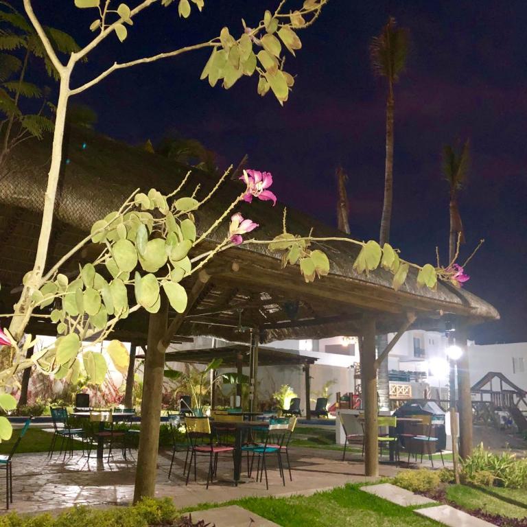CASA EN PRIVADA FRENTE A LA PLAYA CON ALBERCA! - Three-Bedroom House - 2