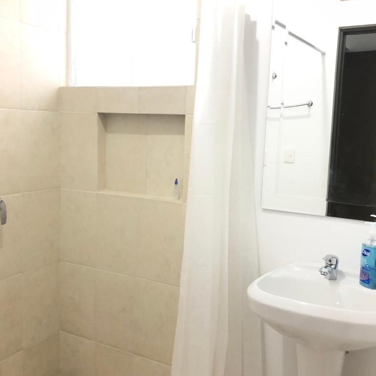 CASA EN PRIVADA FRENTE A LA PLAYA CON ALBERCA! - Three-Bedroom House - 16