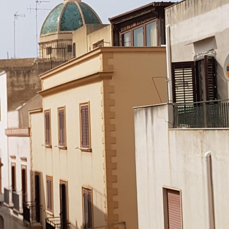 Santa Venera Home - Appartamento con 2 Camere da Letto - 41