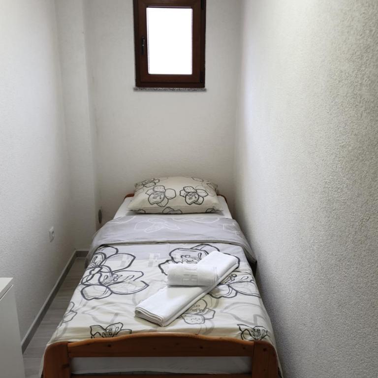 Apartments Karabegovic - Two-Bedroom Apartment - 30