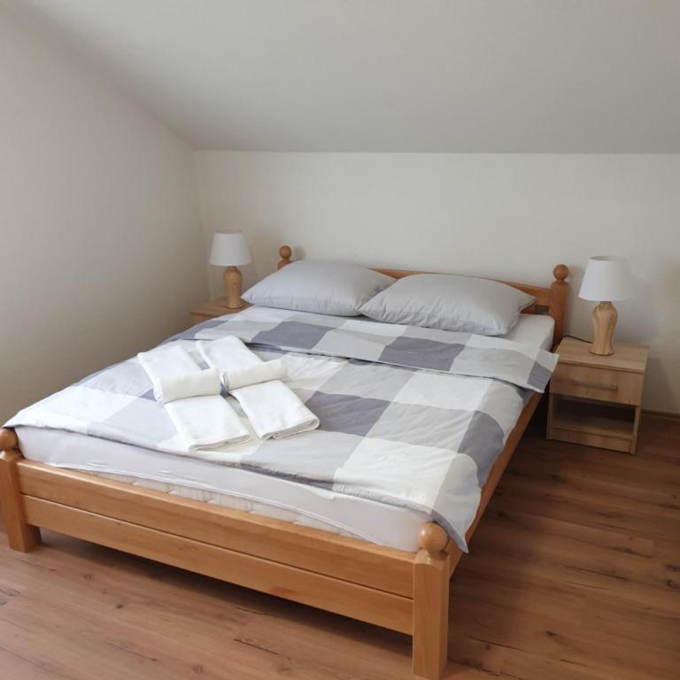 Apartments Karabegovic - Three-Bedroom Apartment - 29