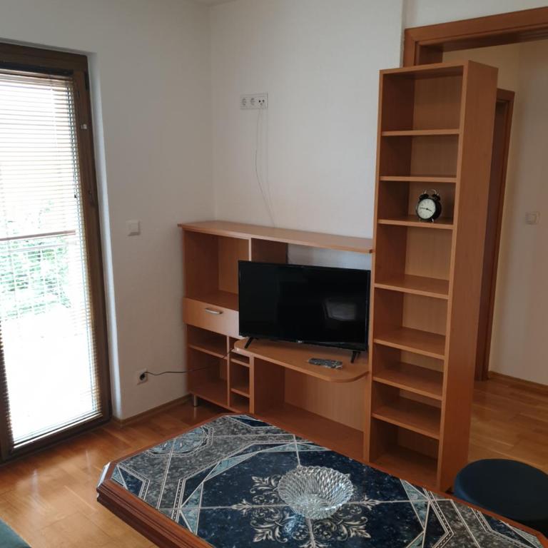 Apartments Karabegovic - Two-Bedroom Apartment - 23