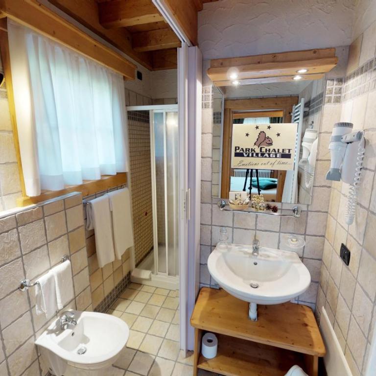 Park Chalet Village - Family Chalet (2 Adults + 2 Children) - 5