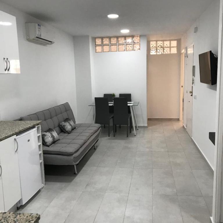 15 Rafael Altamira Apartmento 2 minutes from sea - Two-Bedroom Apartment - 15