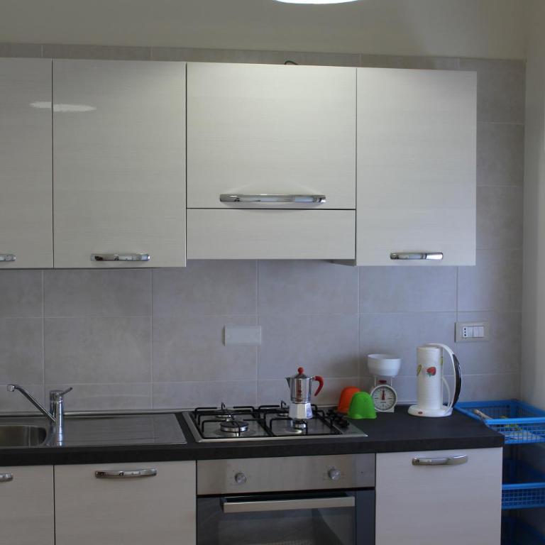 Chelu & Luna - Three-Bedroom Apartment - 20
