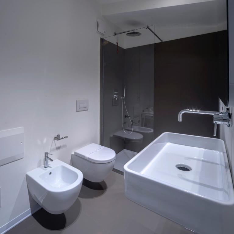 Domus Regina - Camera Matrimoniale Standard - 2