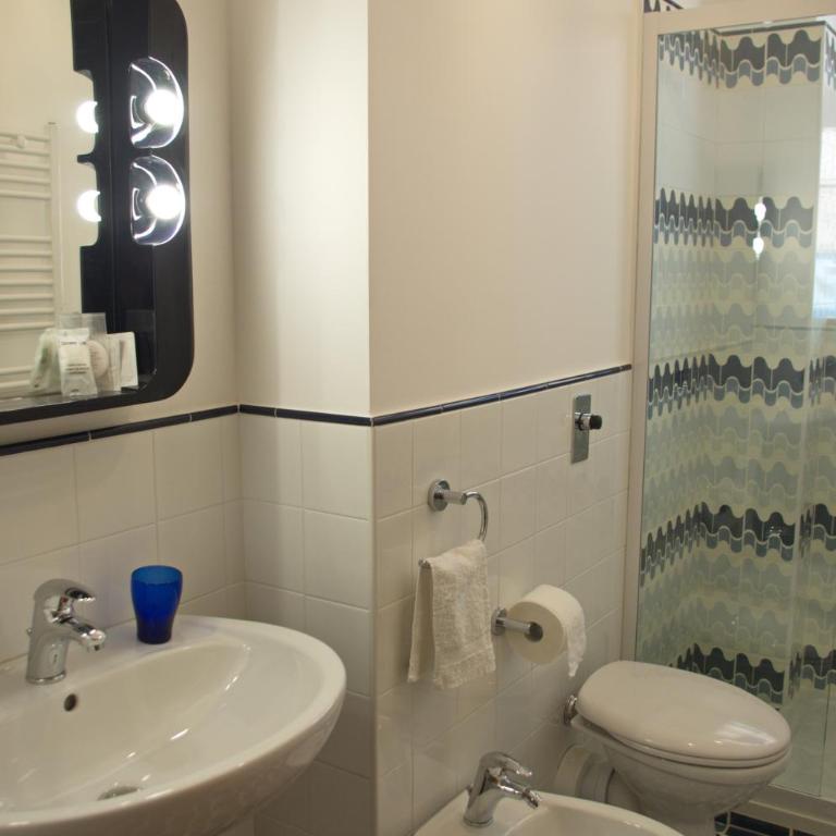 Olivarooms - Triple Room with Private External Bathroom - 7