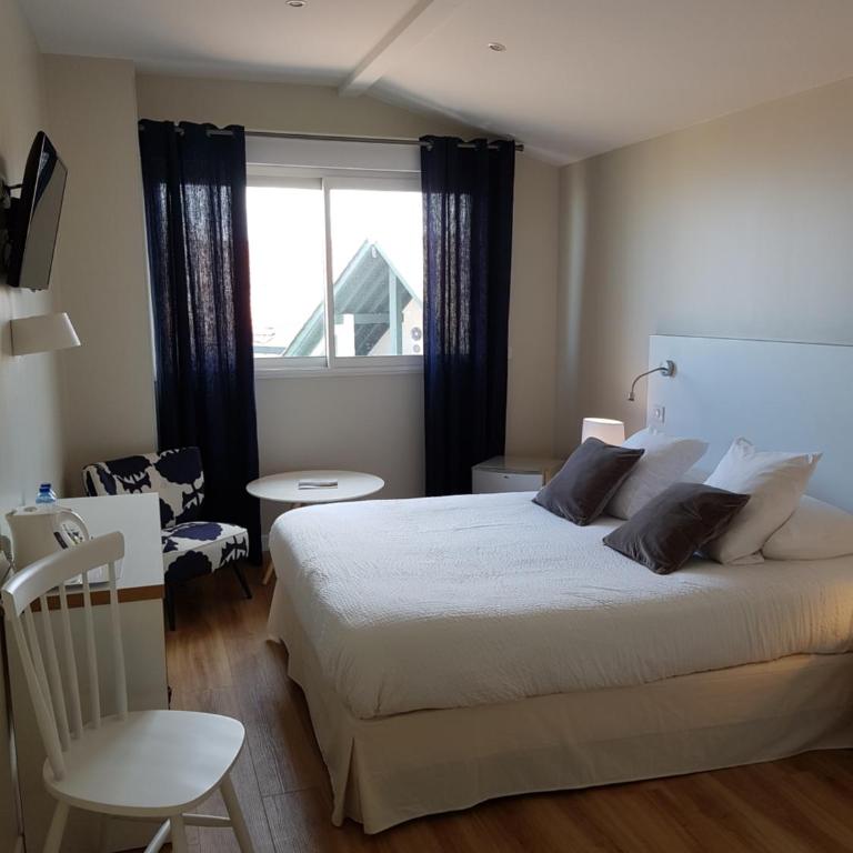 Hôtel Au Bon Coin - Chambre Double Deluxe - 1