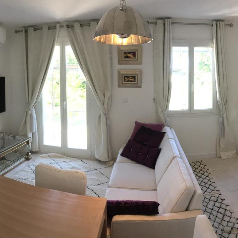 Villa Louise-Rose - Apartment with Garden View - 14