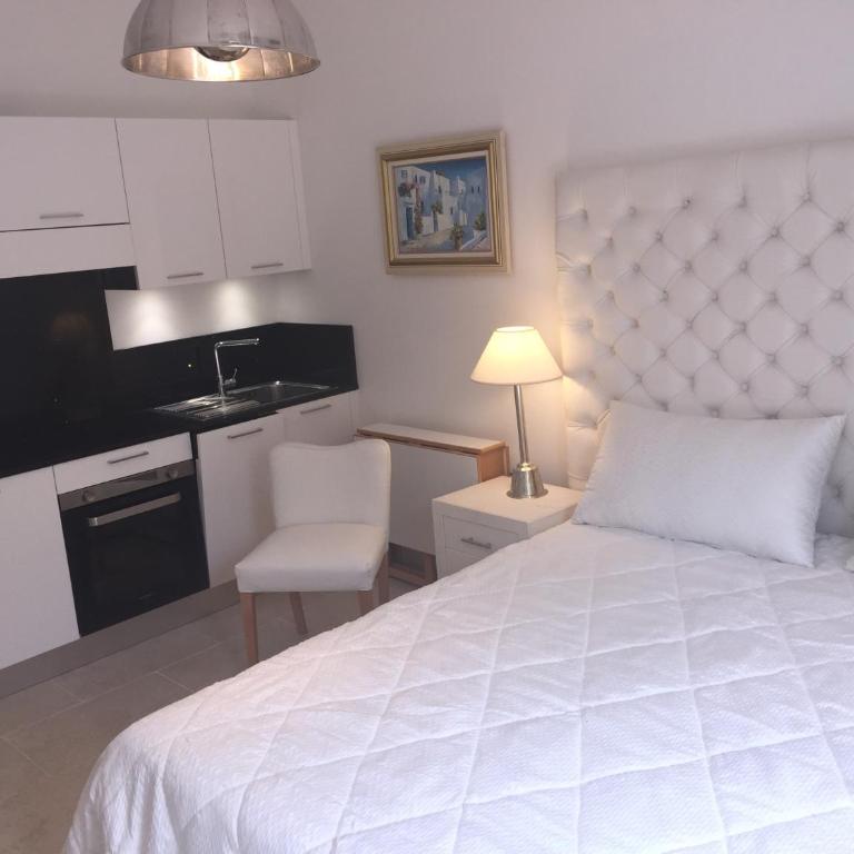 Villa Louise-Rose - Apartment with Terrace - 16