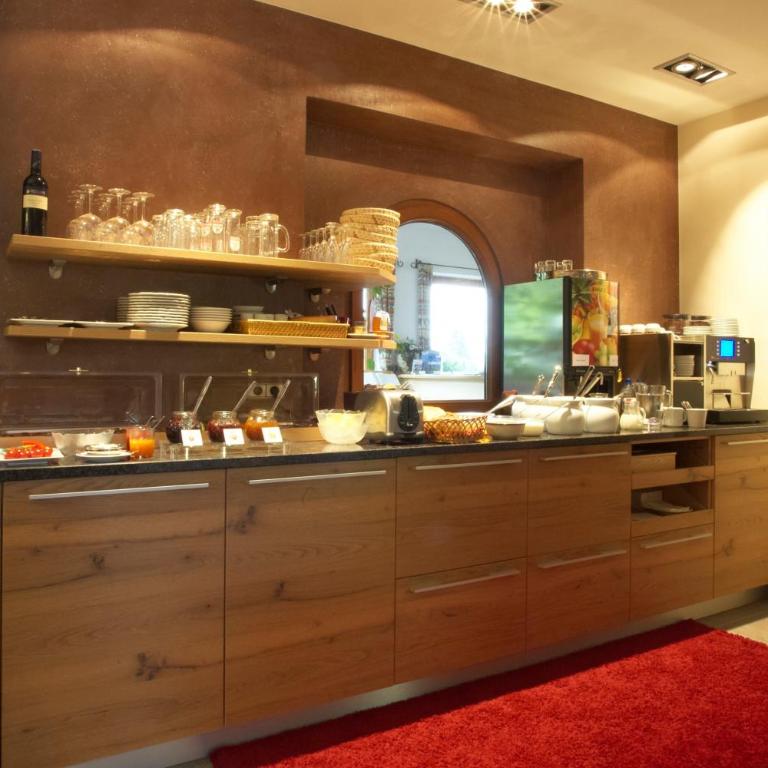 Noichl’s Hotel Garni - Doppelzimmer - 11