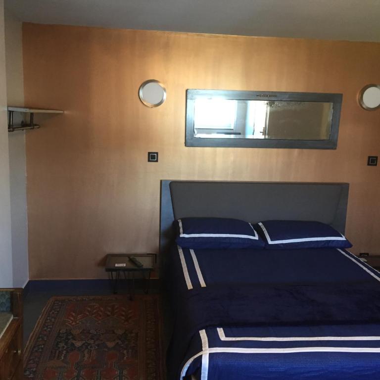 L entrepote - Chambre Deluxe (2 Adultes + 1 Enfant) - 6